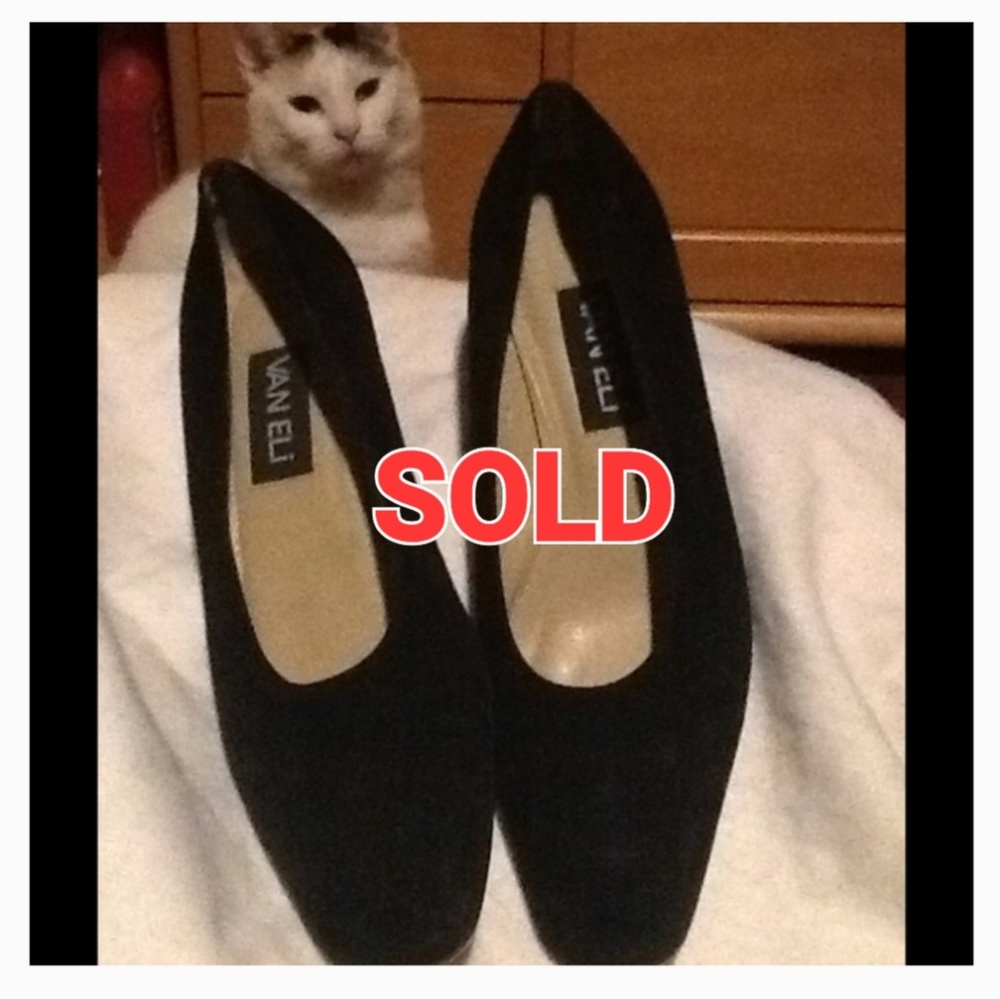 Vaneli black suede heels